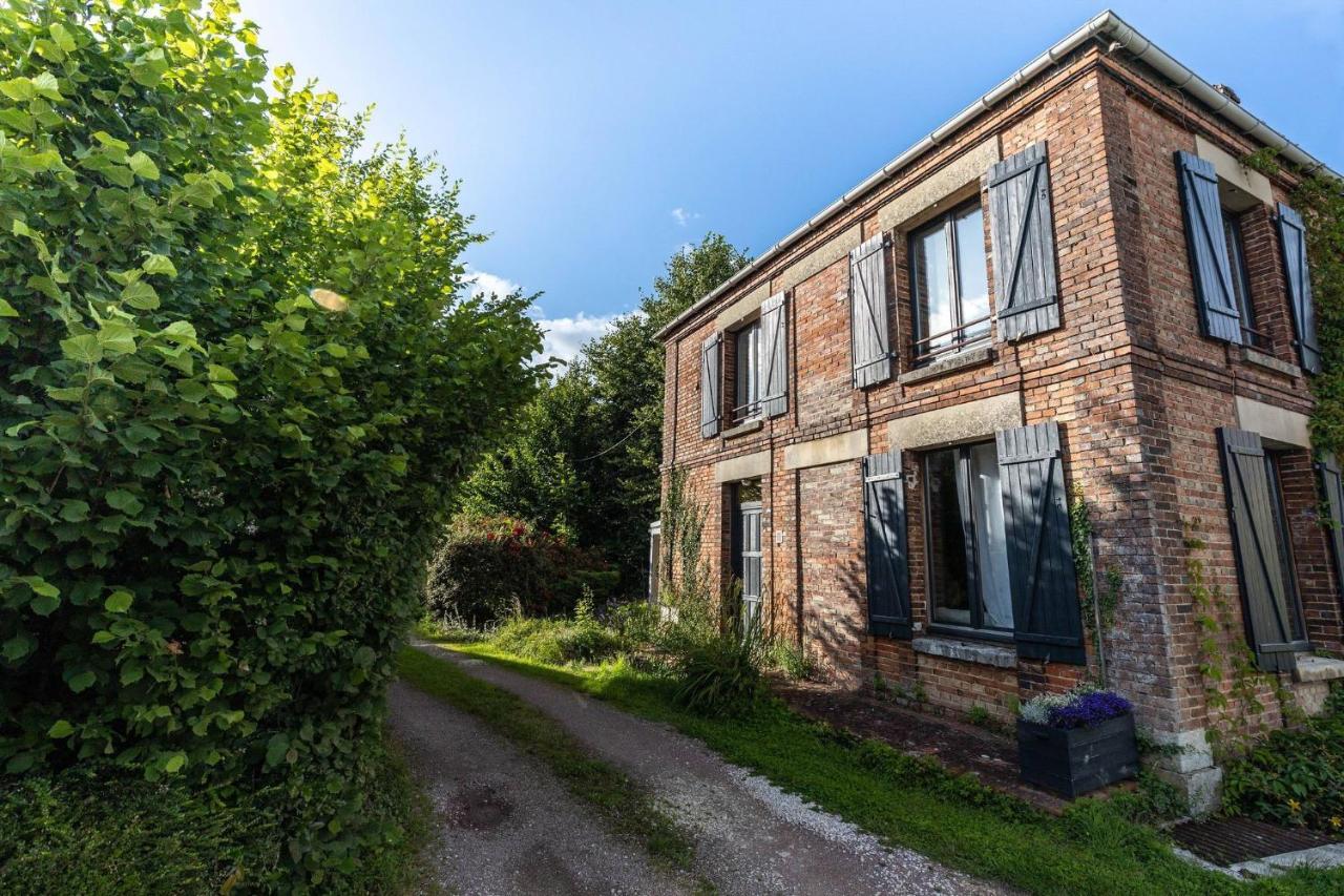 Maison La Cigogne Noire * La Loge-aux-Chevres